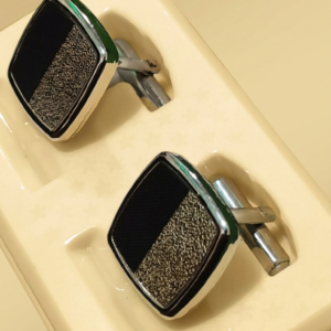 CUFFLINK 104